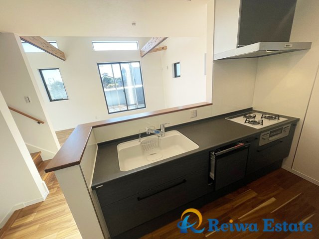 新築戸建　茅ヶ崎市萩園　のキッチン