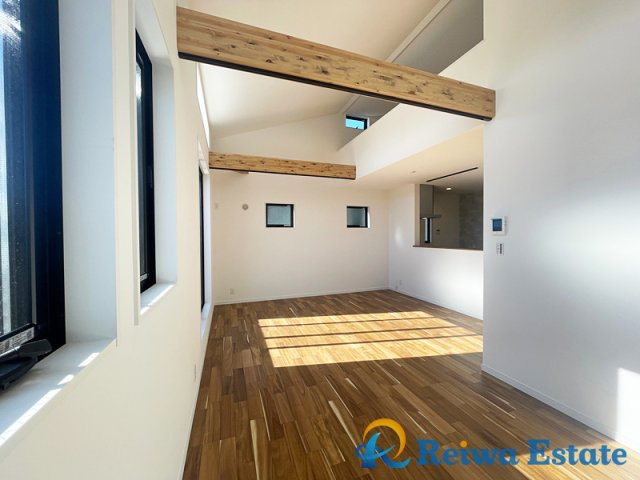 新築戸建　茅ヶ崎市萩園　の居間・リビング