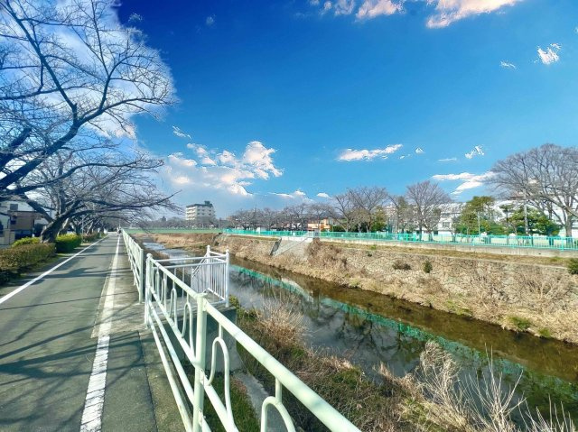 名東区香流三丁目戸建の周辺