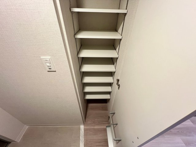 エスリードレジデンス大阪福島サウスフラッツの収納