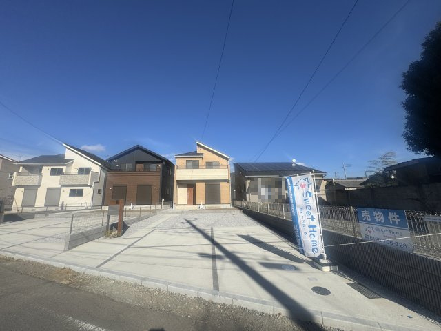 新築　みどり市大間々町大間々　Bloomin　Garden　3号棟の駐車場|現地写真　 駐車スペース広々！4台置けます♪
