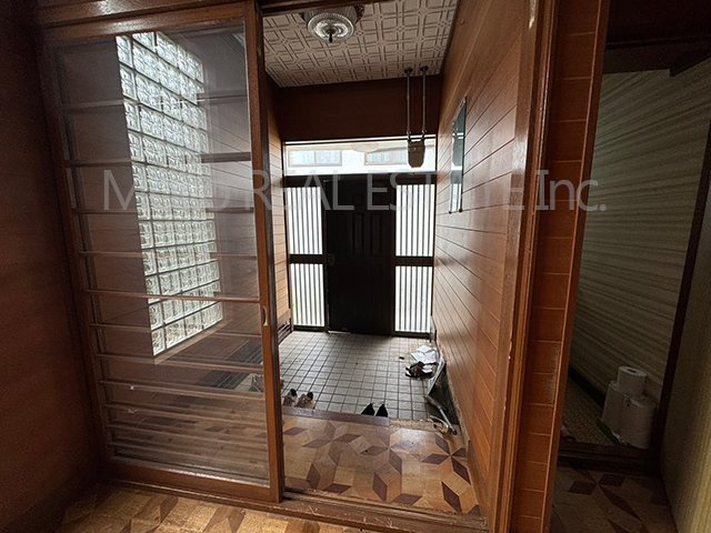 【玄関】 | 北見市三楽町中古住宅