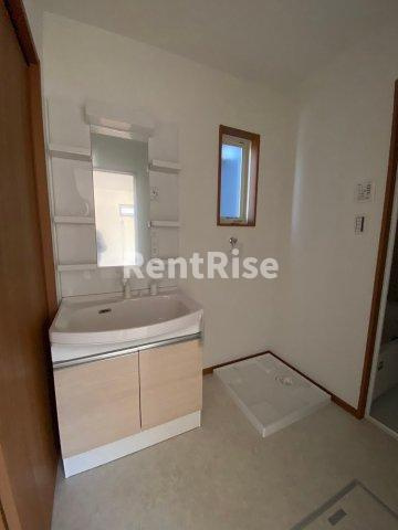 鈴の社の洗面所