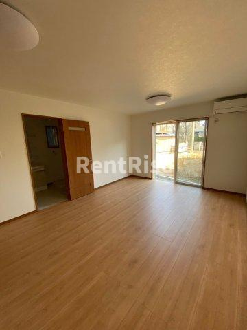 鈴の社の居間・リビング