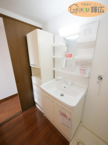 【独立洗面台】 | プレステージ明石大久保Ⅴ　3階