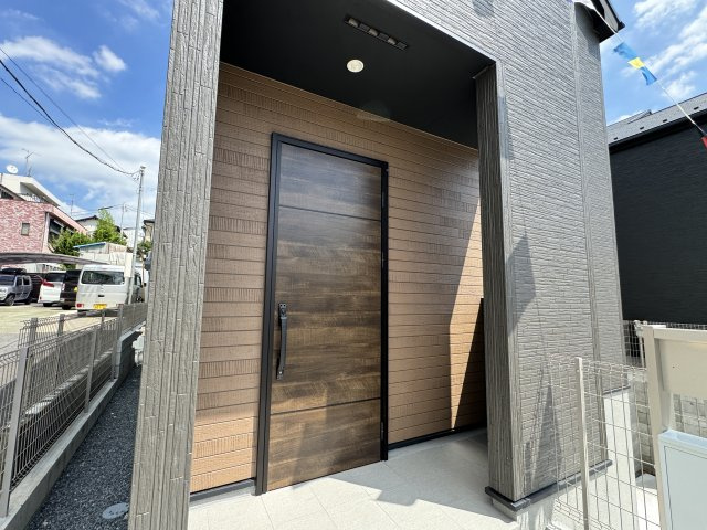 松戸市小金原５丁目新築戸建（小金原23-2期）のエントランス|エントランス・玄関ポーチ