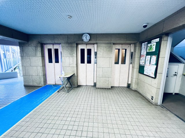 南砂町グリーンハイツ2号棟のその他共用部分|エレベーターは3基