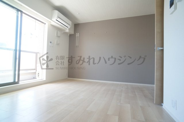 エクラ宝塚の寝室