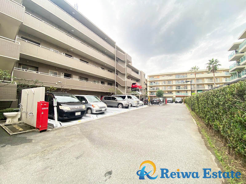 藤和シティホームズ辻堂西海岸の駐車場