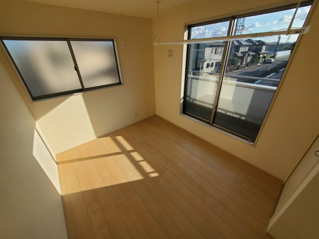 リーブルファイン春日部増富の洋室|使い勝手のいい洋室です