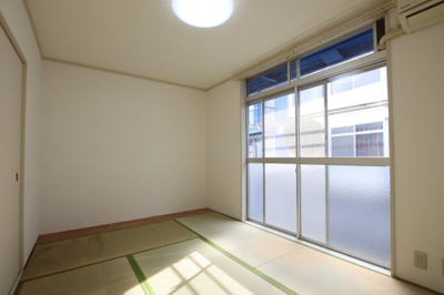 【寝室】 | ブルースカイハイツ