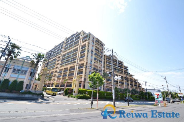 ココタウンヒルトップマリーナの外観