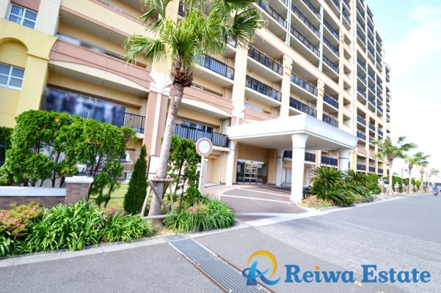 ココタウンヒルトップマリーナの外観