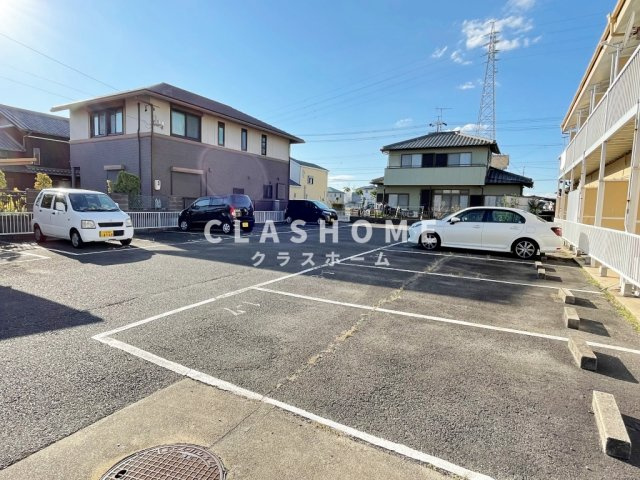 パレス吉浜　　　刈谷市近郊の賃貸はクラスホームの駐車場