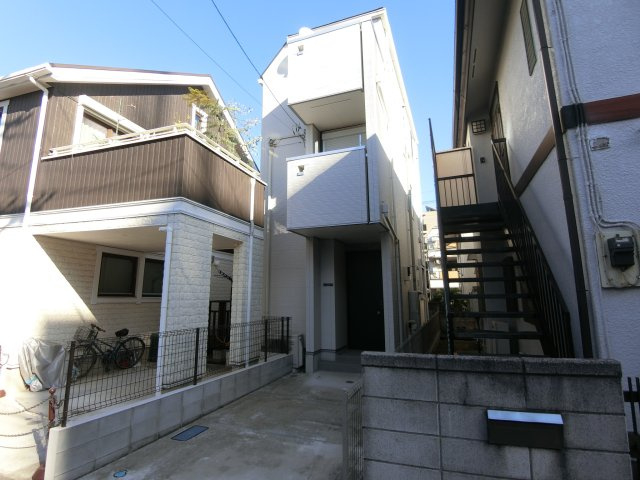 川崎市中原区井田中ノ町戸建の外観|2020年完成貸戸建♪