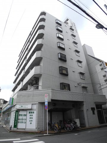 いづみニッテイ・ハイツ北新宿の外観