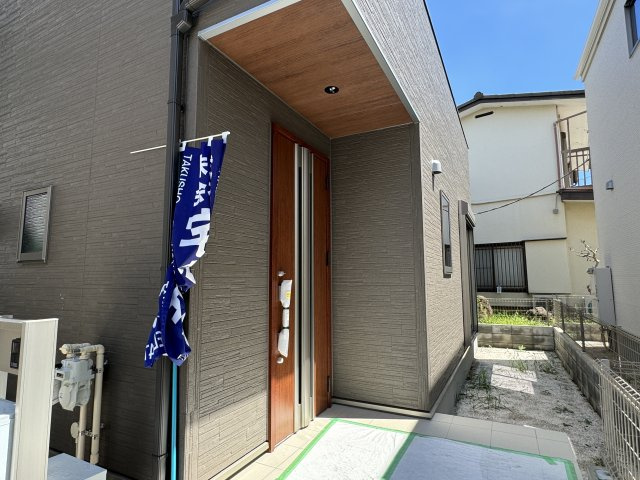 松戸市常盤平６丁目新築戸建【常盤平第一小学校：9分】のエントランス|エントランス・玄関ポーチ