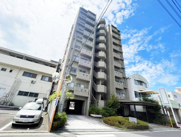 徳島市下助任町３丁目の賃貸マンション