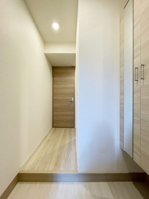 【玄関】 | ノーブルパレス南浦和