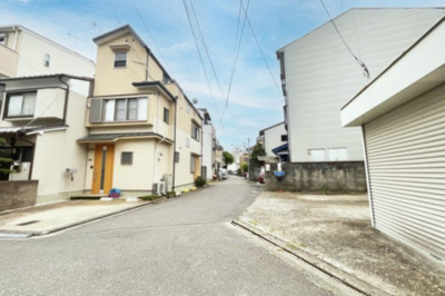 【前面道路含む現地写真】 | 伏見区竹田七瀬川町　新築戸建 | 徒歩7分の場所に《京都市青少年科学センター》があり、昆虫、恐竜、化石、化学の実験などを体験、見ることができ大人も子どもも楽しむことが出来ます(^^)/