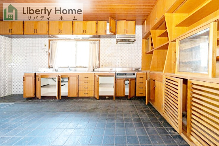 日立市末広町5丁目　中古戸建のキッチン