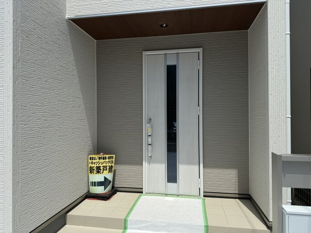 松戸市常盤平６丁目新築戸建【常盤平第一小学校：9分】のエントランス|エントランス・玄関ポーチ