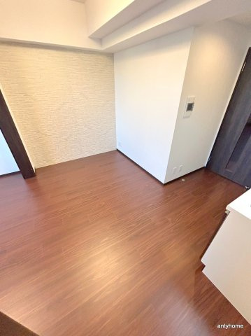 Vinoプレジオ本町　仲介手数料無料の居間・リビング