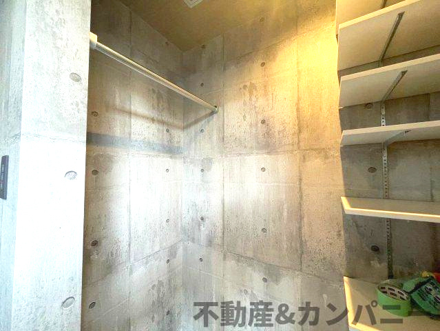 3000万以下で鷹子に住める！かっこいい女性に住んでほしい家の洋室