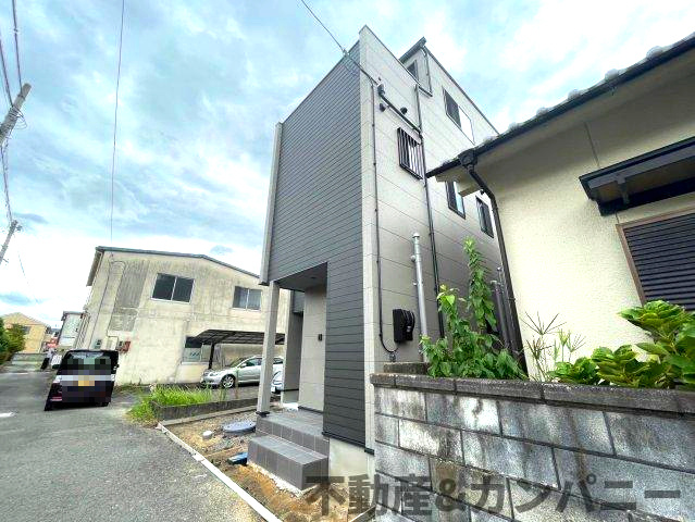 3000万以下で鷹子に住める！かっこいい女性に住んでほしい家の外観|外観も気になるポイント