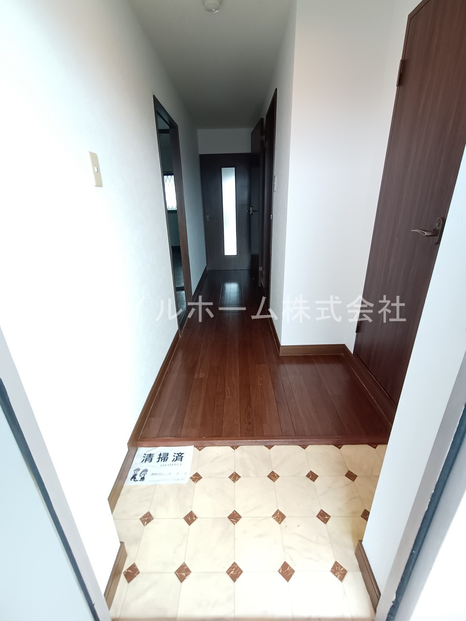 ベネッセレ豊橋西の玄関