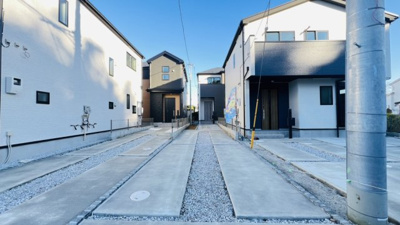 【前面道路含む現地写真】 | 平塚市南金目　全８棟　新築住宅⑦