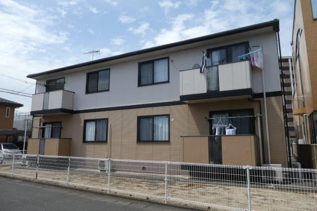 倉敷市新田のアパートの外観