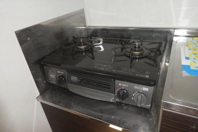 倉敷市新田のアパートのキッチン|2口ガスコンロ