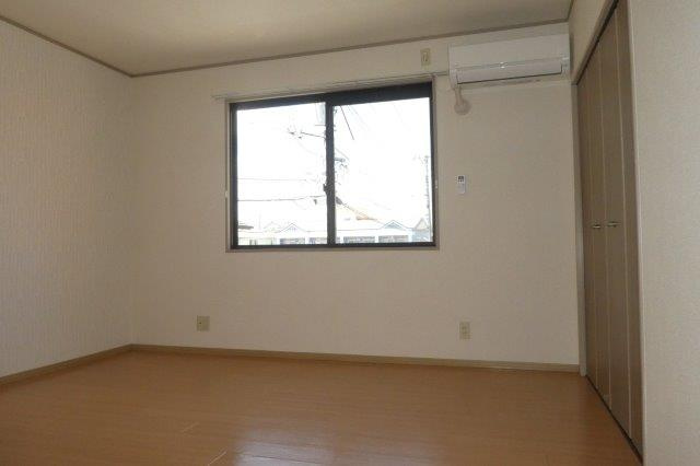 倉敷市新田のアパートの寝室|洋室