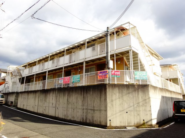 リトルバレイＡ棟のエントランス