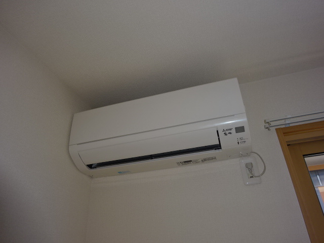 倉敷市福島のアパートの設備|エアコン