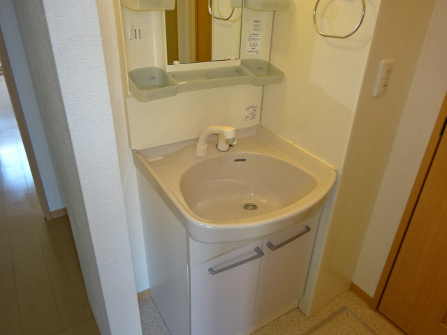 倉敷市福島のアパートの独立洗面台|シャンプードレッサー