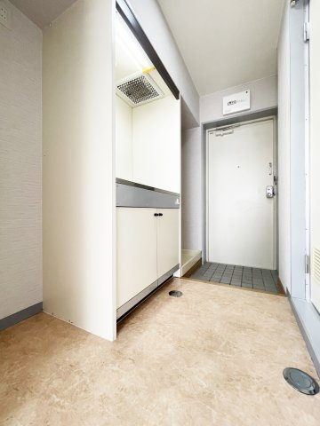 サンハイツ沖浜の居間・リビング