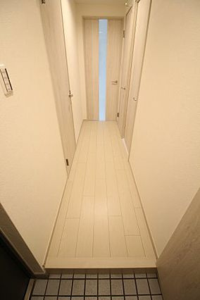 クレスト六甲の玄関