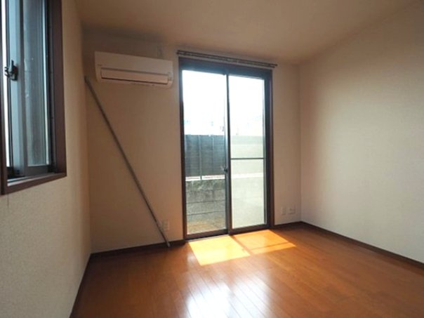 シャーメゾン本山北町の居間・リビング