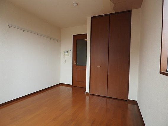 シャーメゾン本山北町の居間・リビング