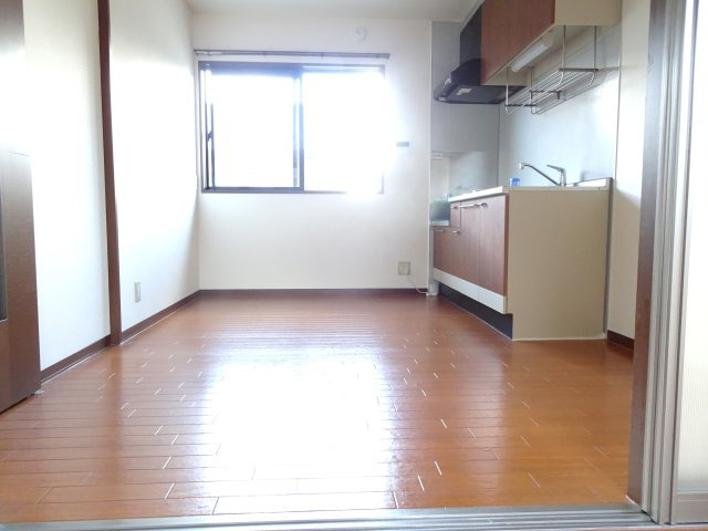 コンフォート貴美Bの居間・リビング