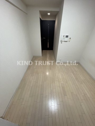 サムティ梅田インターコアの居間・リビング|リビングです