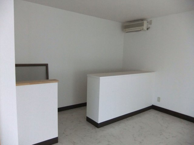 米原　庄司ビルの内装