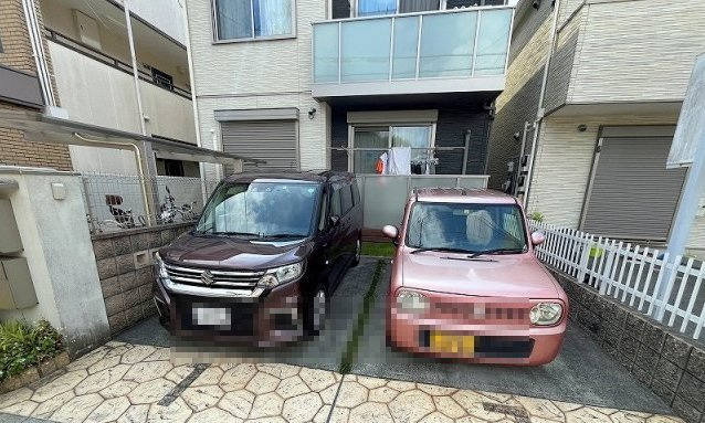 シャーメゾン RB La Sionの駐車場
