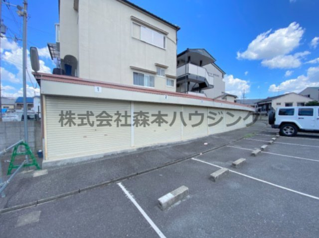 【外観】 | 　前元モータープール