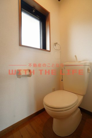 ベルセゾン【10,000円キャッシュバック対象物件】のトイレ|落ち着いたトイレです