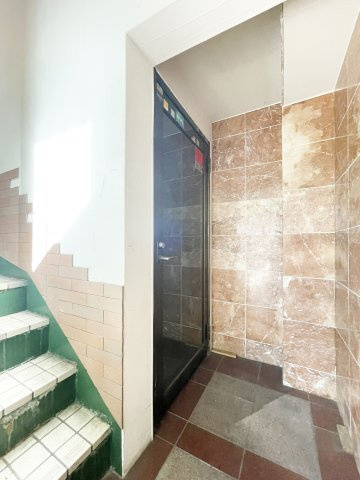 サンシティー東大工町のエントランス