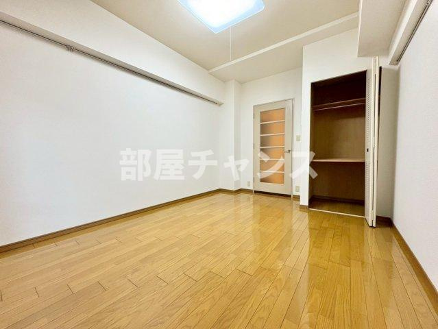 佐藤マンションの寝室