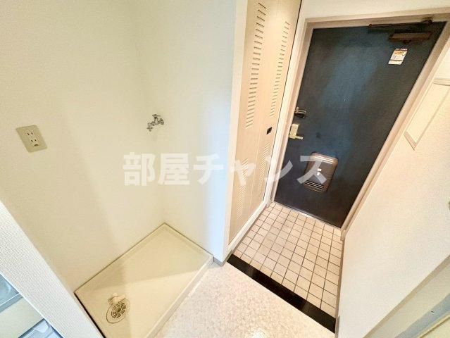 佐藤マンションの玄関